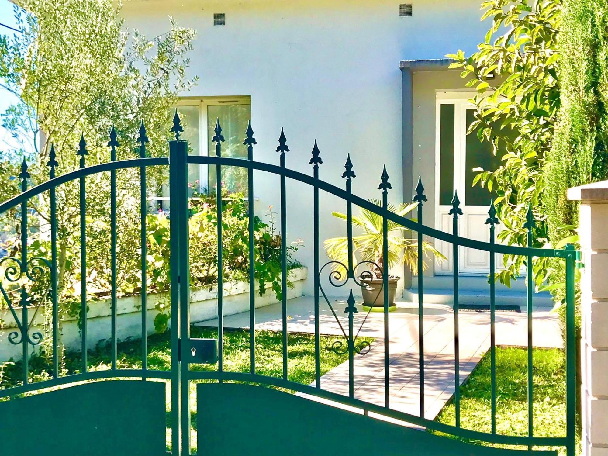 Villa Maison Blanche Tulle 1 A 4 Personnes المظهر الخارجي الصورة